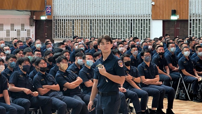 陳東彥同學分享心得之像