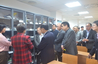 本校校友總會副總顧問，佳醫集團總裁傅輝東，率集團幹部一行25人𦲷校參訪。