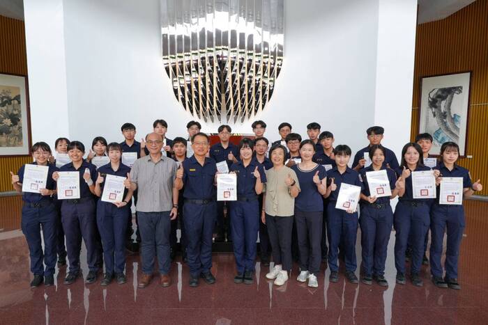 專43期警察類科629位同學獲內政部警政署頒「警政婦幼安全專業能力初級」認證圖片